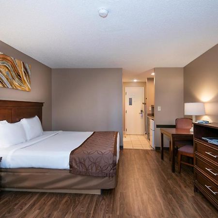ליטל רוק Guest Inn & Suites - Midtown Medical Center מראה חיצוני תמונה