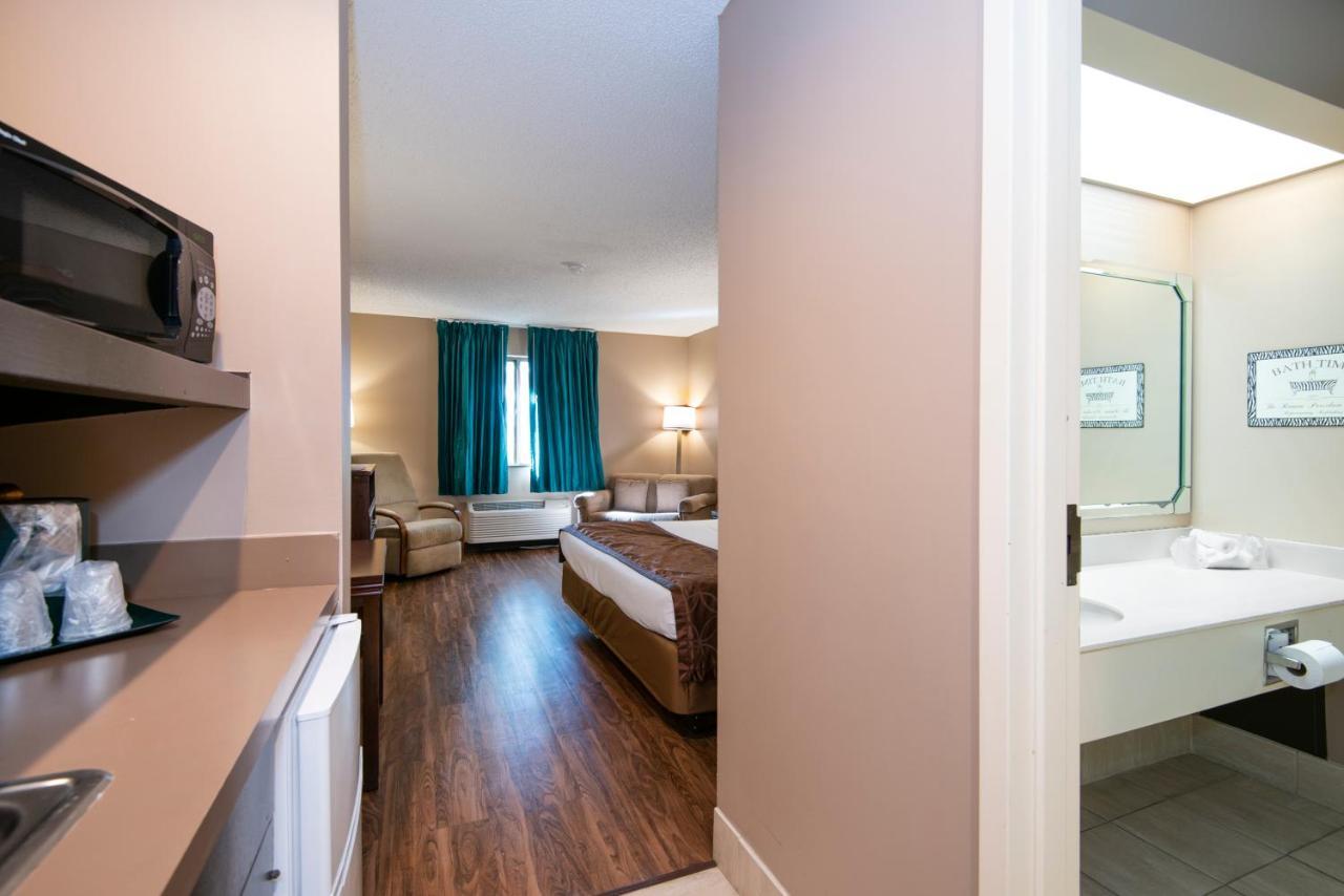 ליטל רוק Guest Inn & Suites - Midtown Medical Center מראה חיצוני תמונה