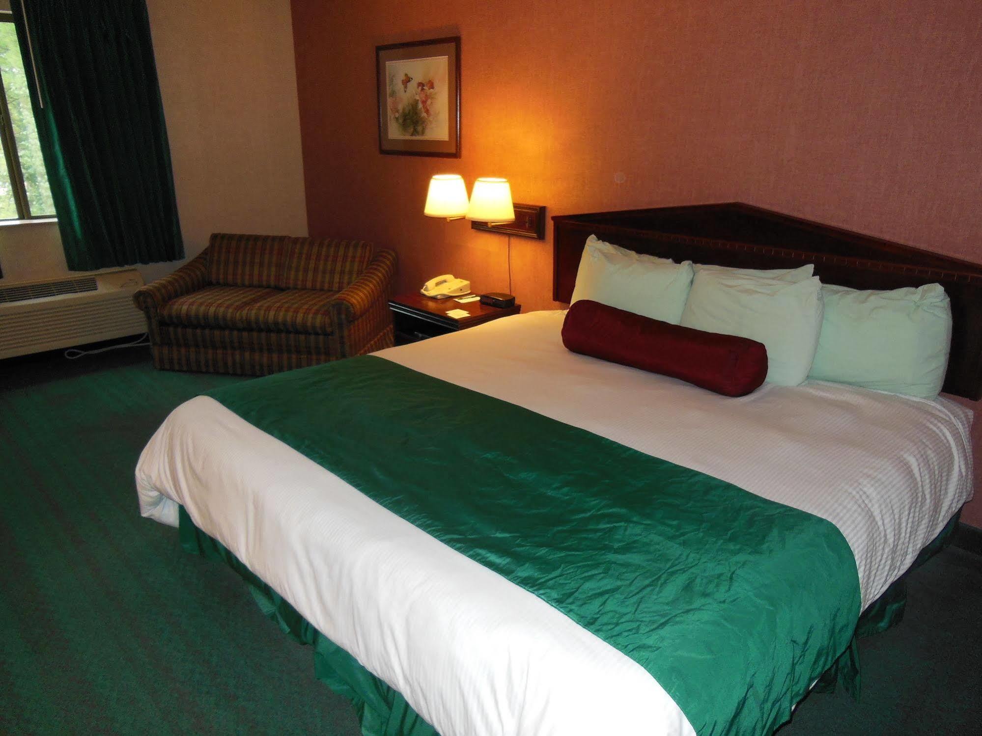 ליטל רוק Guest Inn & Suites - Midtown Medical Center מראה חיצוני תמונה