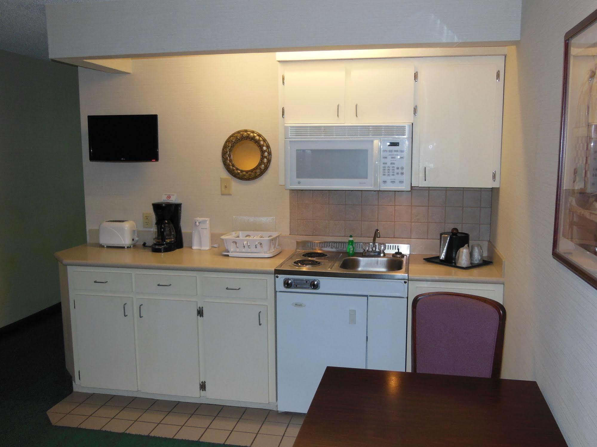 ליטל רוק Guest Inn & Suites - Midtown Medical Center מראה חיצוני תמונה